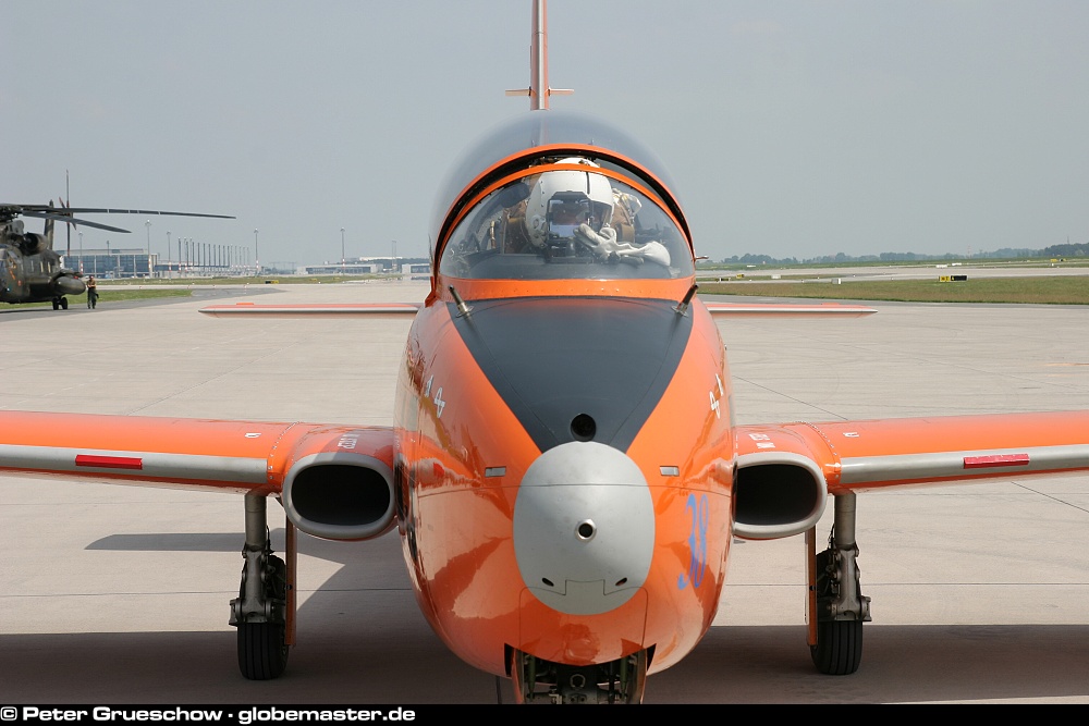 Aermacchi MB-326 - Photos: Aermacchi MB-326 MilitaryAircraft.de - Aviation Photography