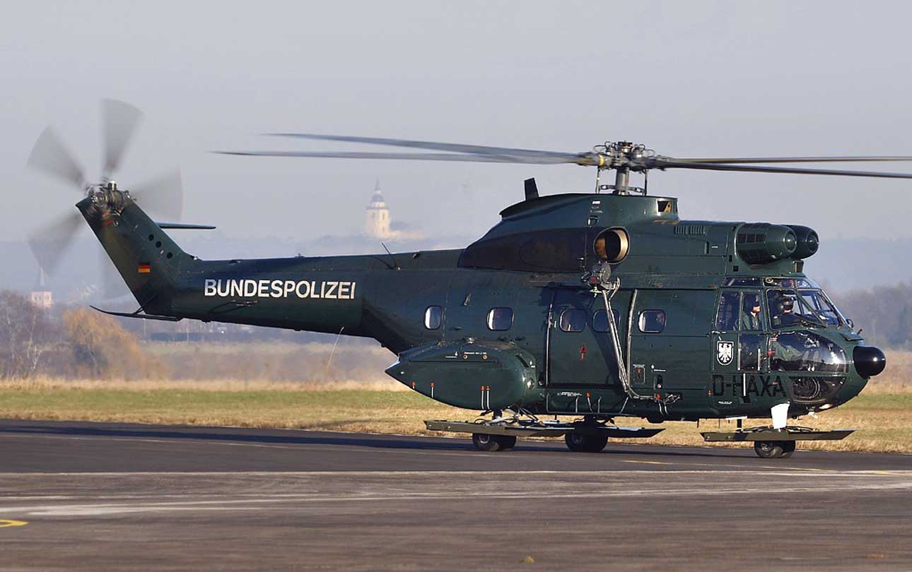 Aérospatiale SA 330 Puma - FDRA - Malvinas: Helicóptero medio: Aérospatiale SA 330 Puma