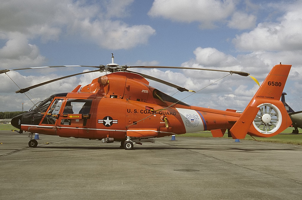 Aérospatiale SA 365 Dauphin - Aérospatiale SA 365 Dauphin 2
