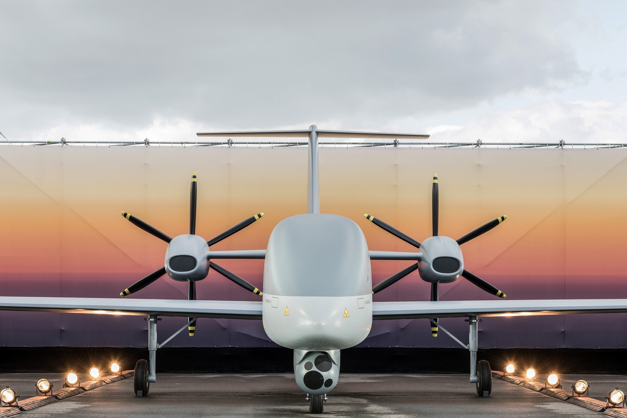 Airbus Eurodrone - AAG th บันทึกประจำวัน: เยอรมนีอนุมัติการทำสัญญาอากาศยานไร้คนขับ