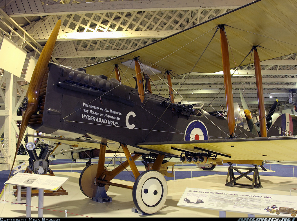 Airco DH.9A aircraft image 1