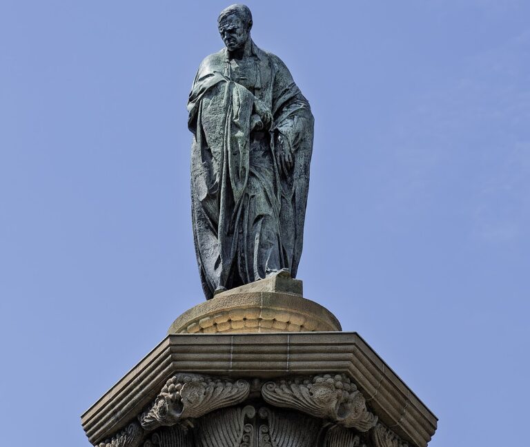 Barcelona Sculpture of Jacint Verdaguer by Joan Borrell i Nicolau