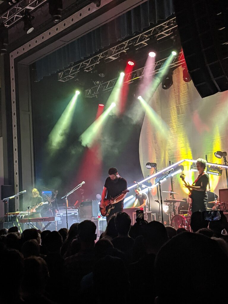 Manchester Orchestra live performance