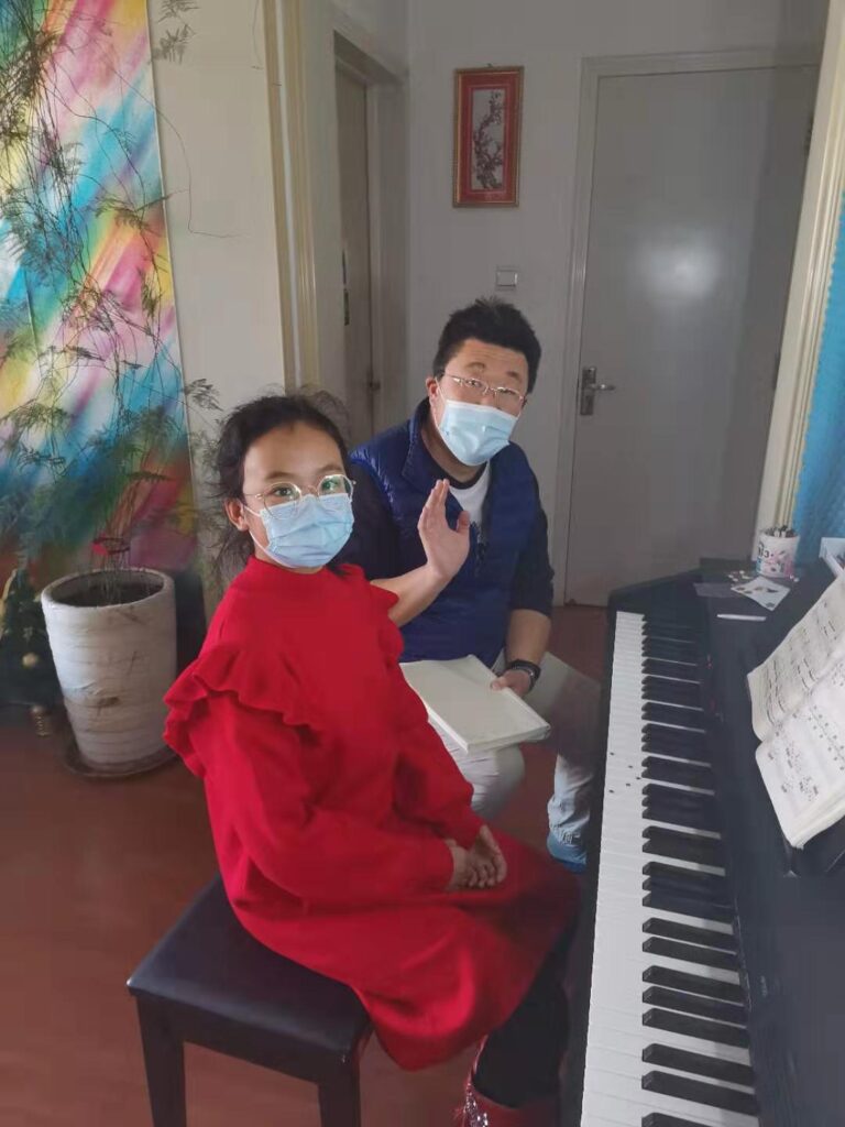 Piano lesson during the COVID-19 recovery period