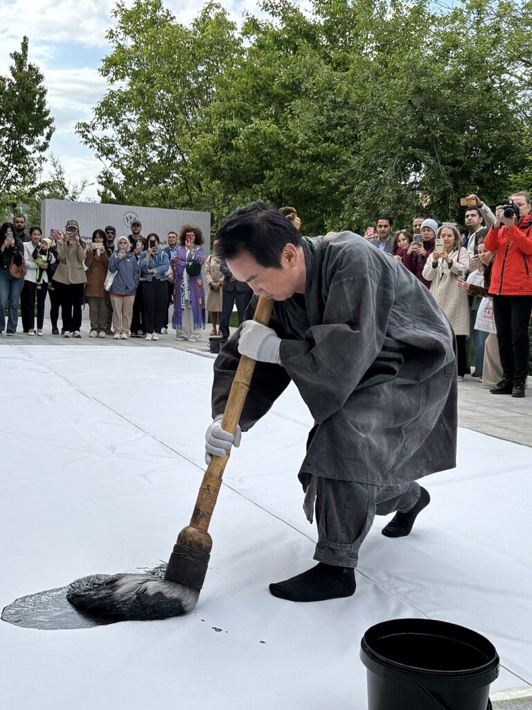Art performance of Jeong-Chan Kwon