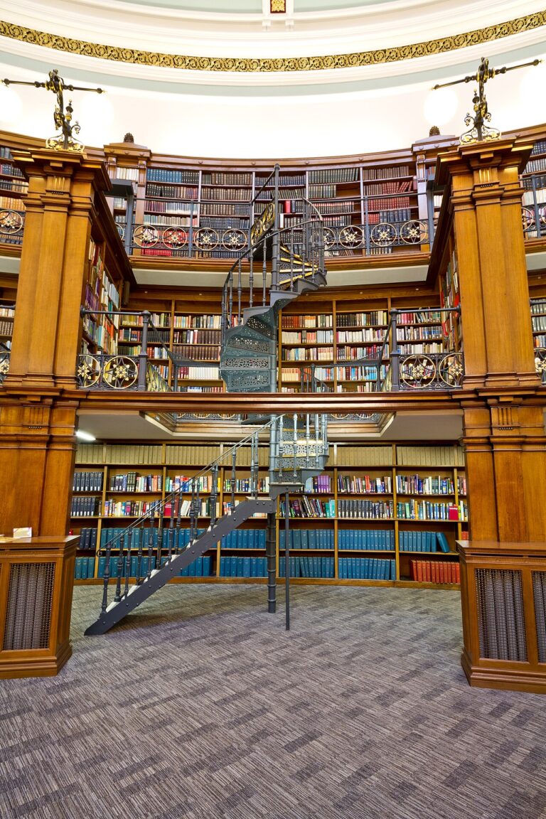 LCL Picton Reading Room staircase - panoramio