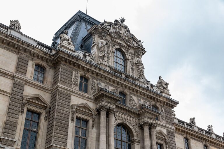 Paris Louvre Pavillon Daru