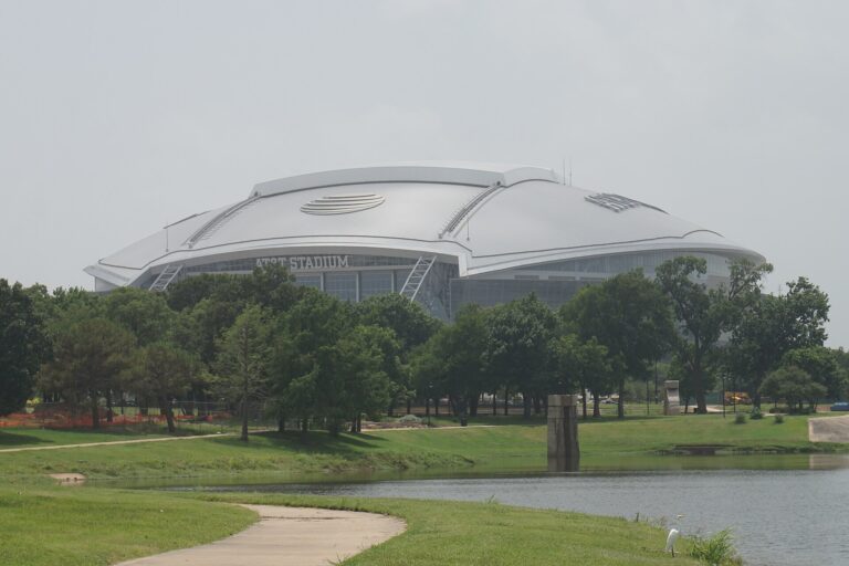 AT&T Stadium image 2