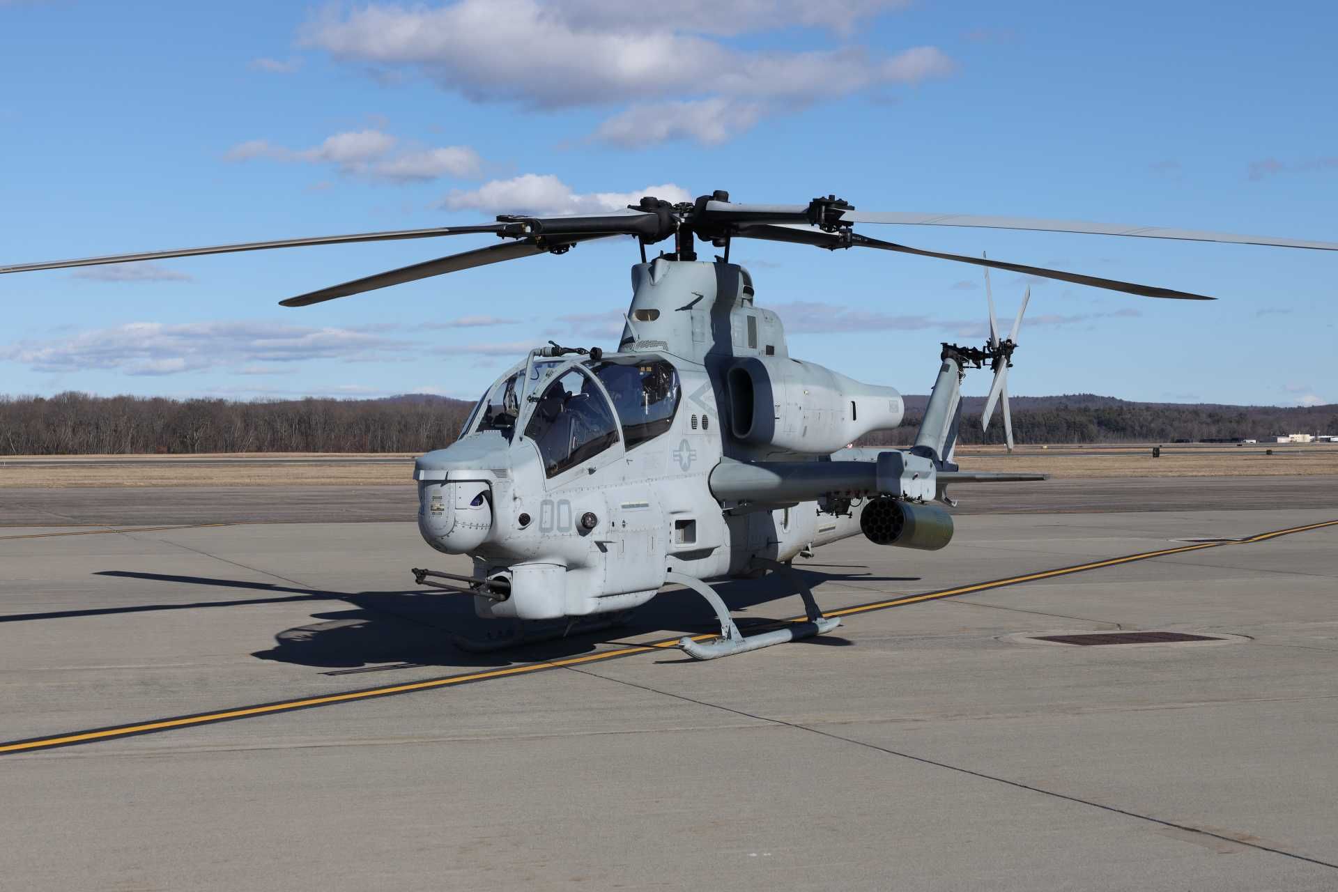 Bell AH-1Z Viper - AH-1Z Viper Bell
