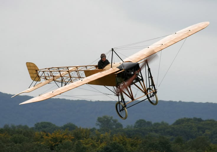 Blériot XI - 1910 Bleriot XI Vintage aircraft, Vintage planes, Aviation history