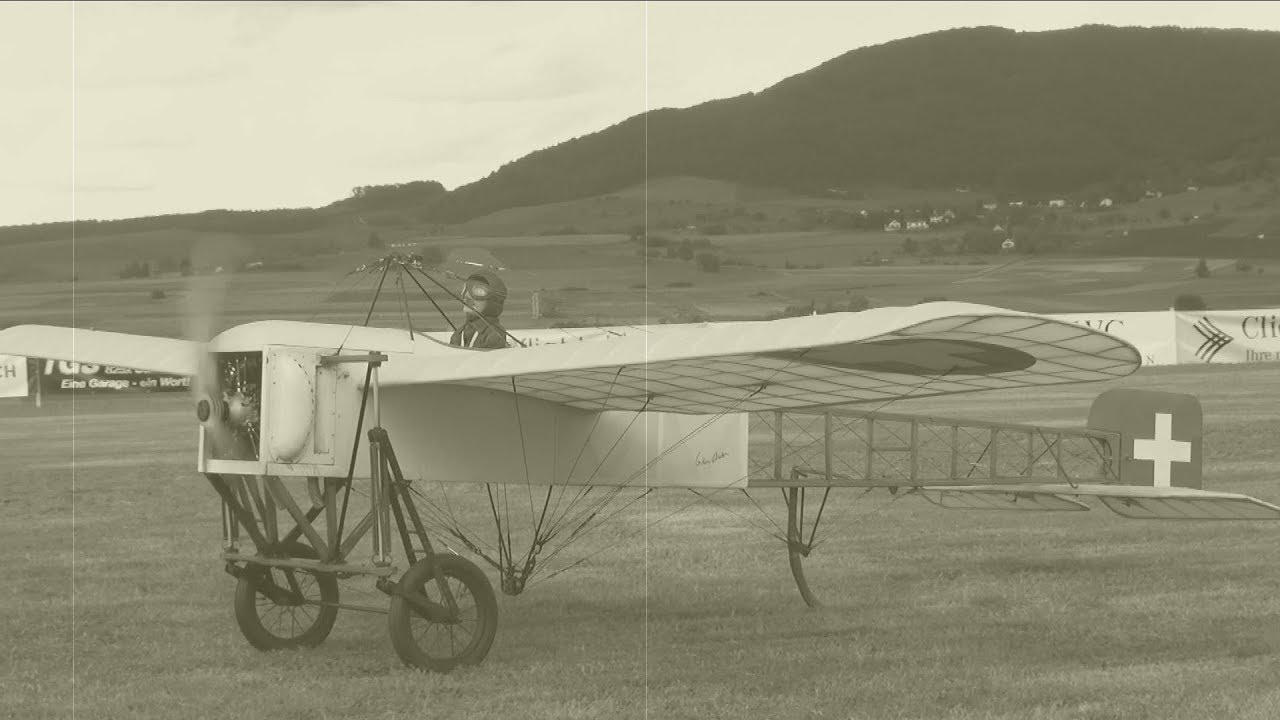 Blériot XI - Blériot XI 1909 first flight French aircraft of the pioneer era of