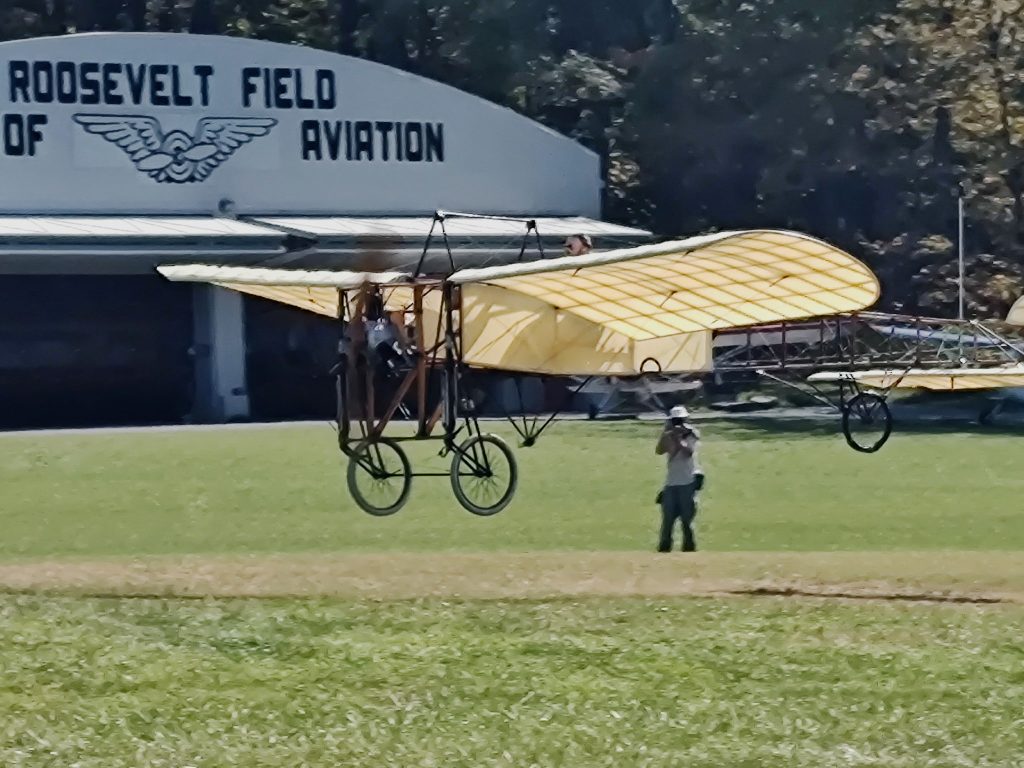 Blériot XI - The Oldest Aircraft in the Americas, Blériot XI , Soars Again at Old Rhinebeck Aerodrome - Vintage Aviation News