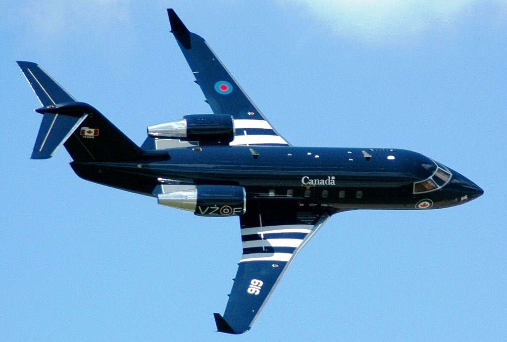 Bombardier CC-144 Challenger aircraft image 4