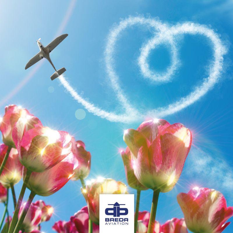 Breda Ba.19 - De allerliefste moeder verdient het allerleukste cadeau aanstaande Moederdag! En daarvoor kun je terecht bij Breda Aviation. Geef jouw mo...