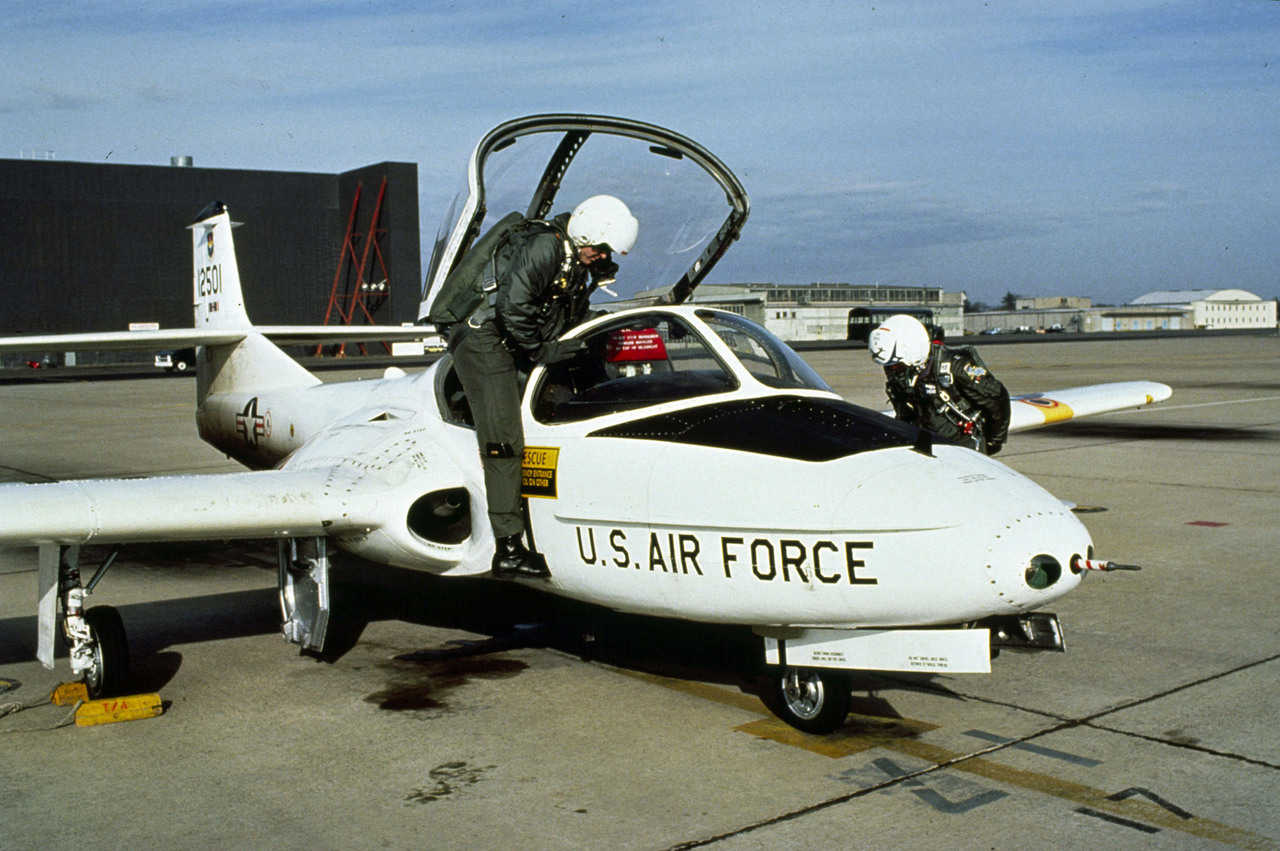 Cessna T-37 Tweet - Cessna T-37 Tweet · History, Technical Data & Photos · AeroCorner