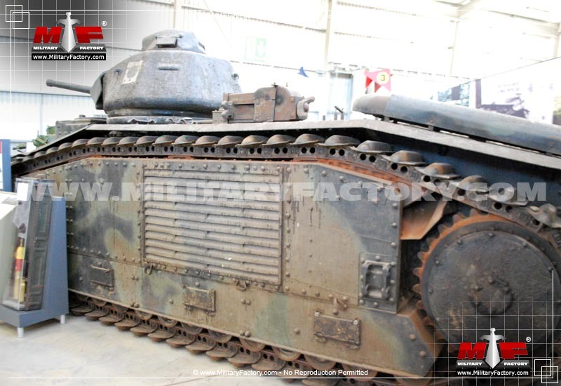 Char B1 military land vehicle image 1