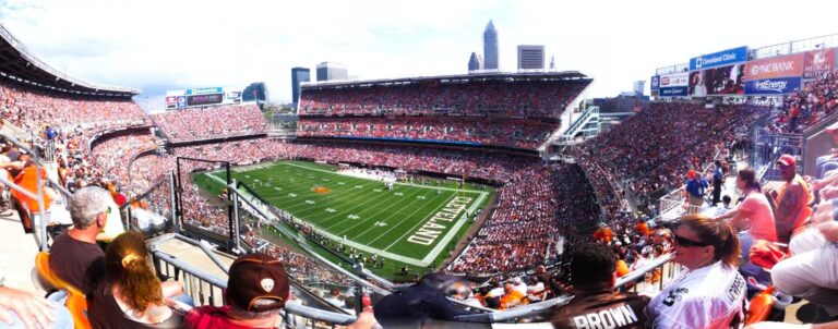 Cleveland Browns Stadium image 2