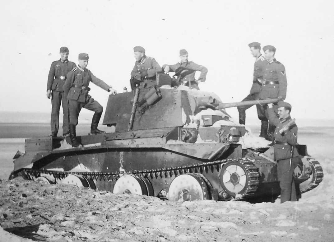 Cruiser Mk III (A13) military land vehicle image 1