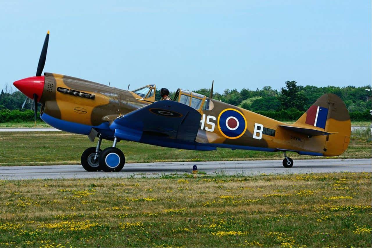 Curtiss P-40 Warhawk - Curtiss Wright P-40N Kittyhawk Curtiss P-40 Warhawk ? History, Technical Data & Photos ? AeroCorner