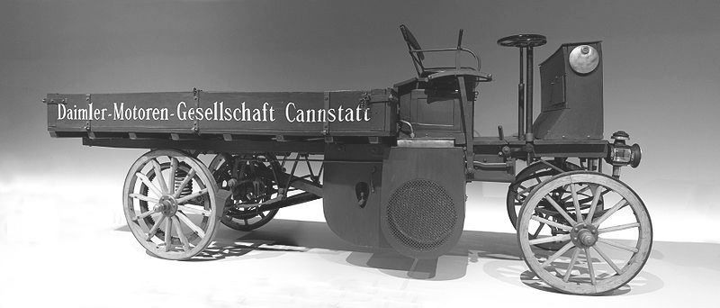 Daimler Motor-Lastwagen (early military truck use) military land vehicle image 1