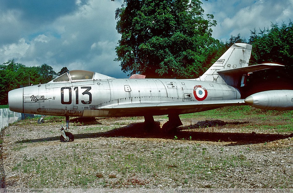 Dassault Mystère II - Dassault Mystère II C: Y a-t-il quelqu’un là-dedans? Aviation Rapture