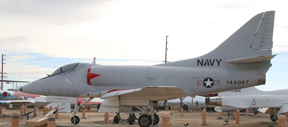 Douglas A-4 Skyhawk - 145067 McDonnell Douglas A-4 Skyhawk (52872314275).jpg File:145067 McDonnell Douglas A-4 Skyhawk (52872314275).jpg - Wikimedia Commons