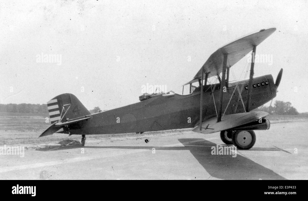 Douglas O-2 - The Douglas O-2H was a reconnaissance aircraft used by the U.S. Army