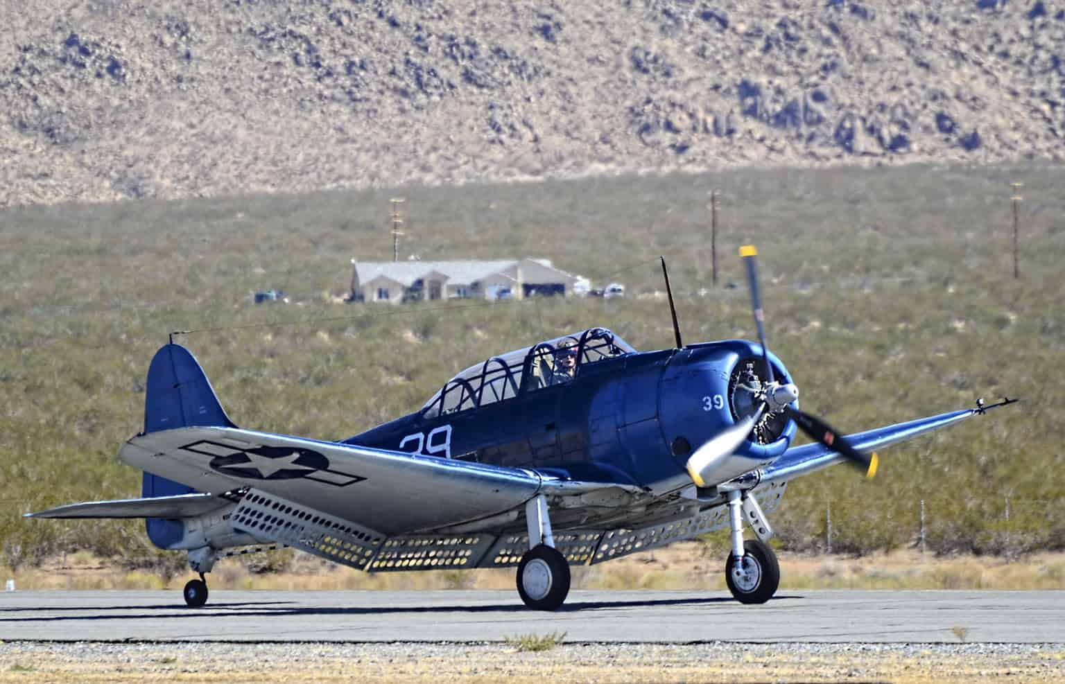 Douglas SBD Dauntless - Douglas SBD-5 Dauntless
