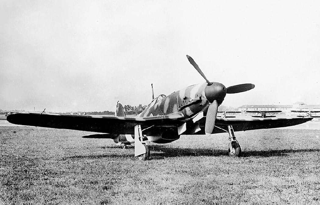 Fiat G.55 Centauro fighter front view