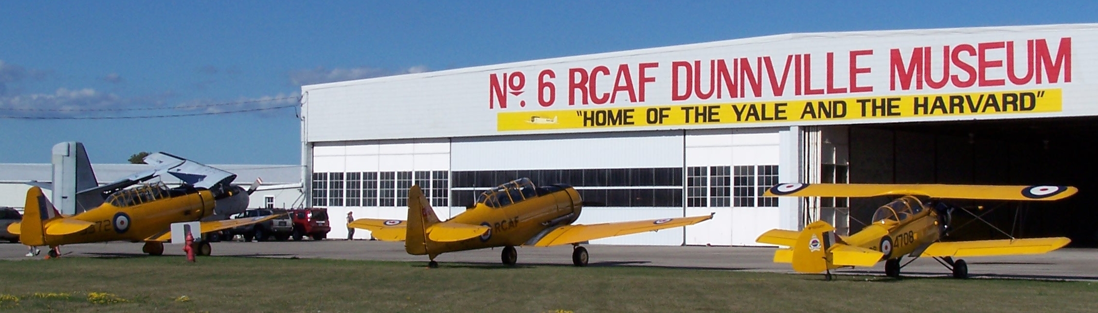Fleet Finch - WWII Aircraft No. 6 RCAF Museum Dunnvile, Ontario