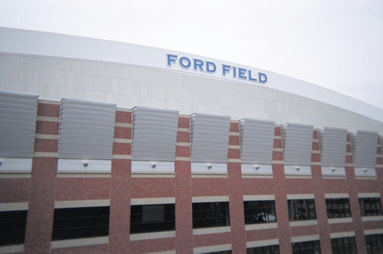 Ford Field image 3