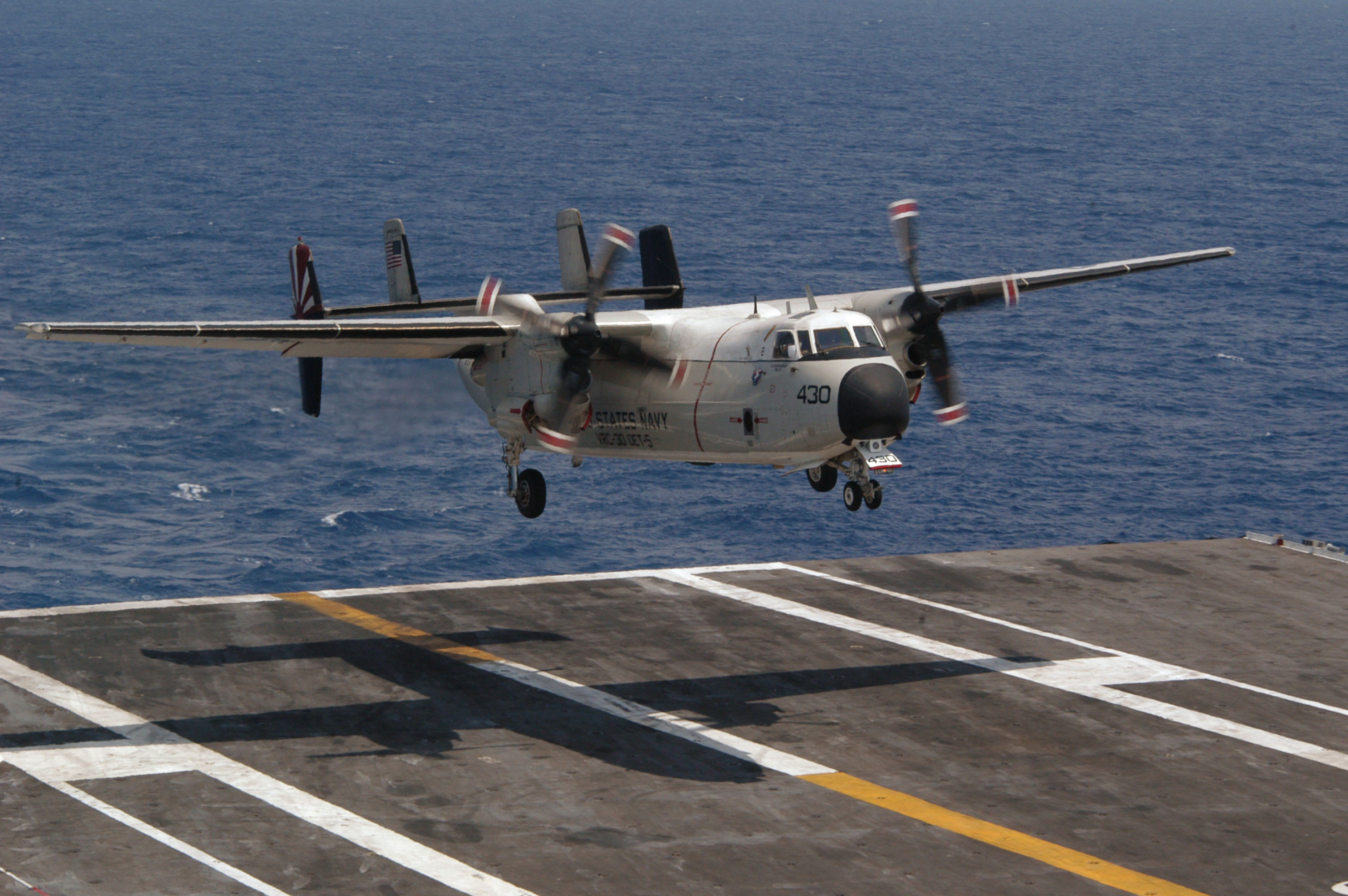 Grumman C-2 Greyhound - Grumman C-2 Greyhound - Description
