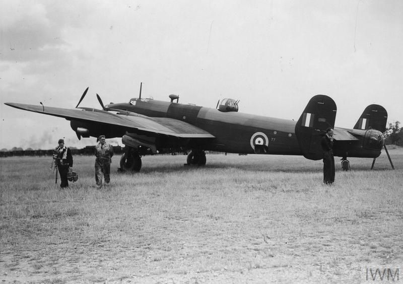 Handley Page Halifax - Handley Page Halifax Mk II development aircraft at Radlett