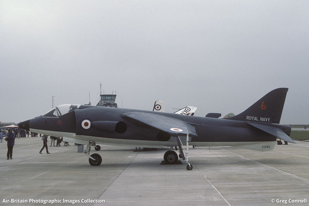 Hawker Siddeley Kestrel - Hawker Siddeley Kestrel FGA1, A2619, Royal Navy : ABPic