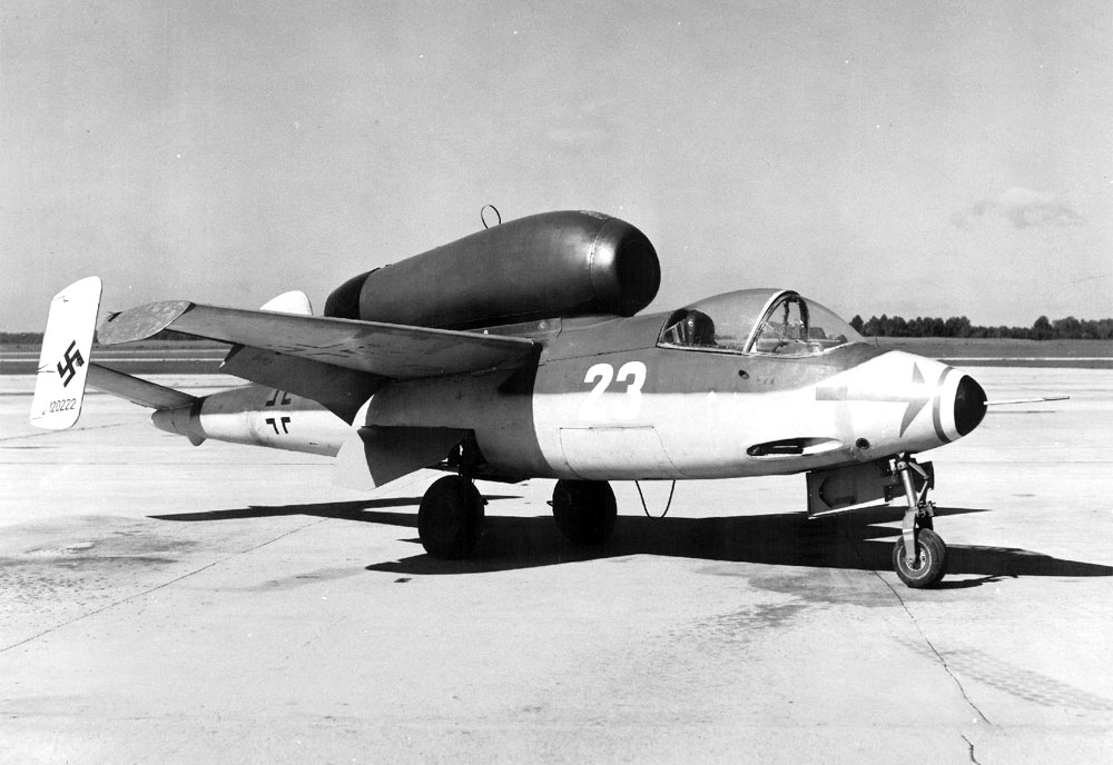Heinkel He 162 - Heinkel He 162 Volksjager (Peoples Fighter) Jet-Powered Single-Seat