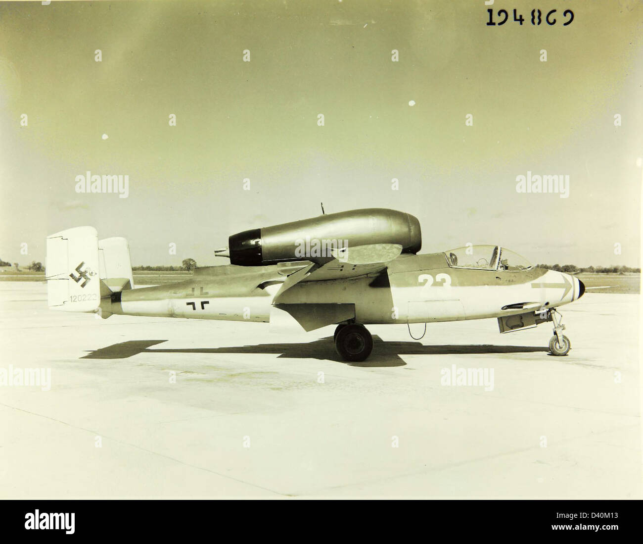 Heinkel He 162 - Heinkel he 162 aircraft hi-res stock photography and images - Alamy