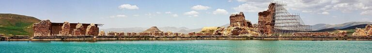 Takab banner Takht e Soleyman ruins