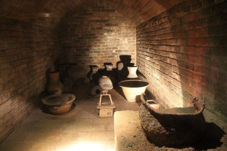 Eastern Han Tomb