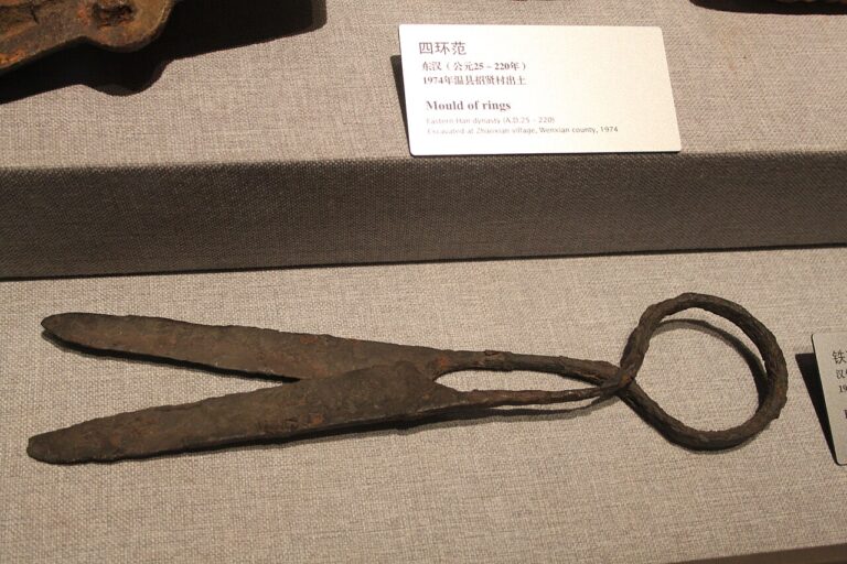 Eastern Han Iron Shears