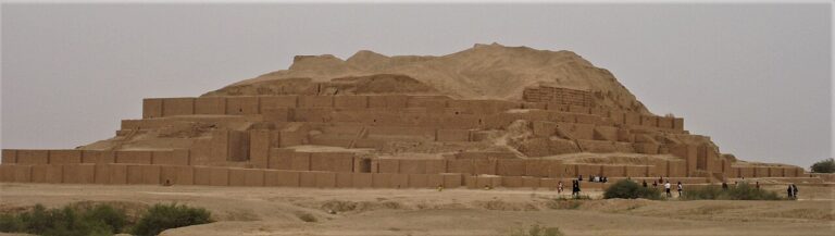 Chogha Zanbil Shush Khozestan ID معبد زیگورات چغا زنبیل شوش