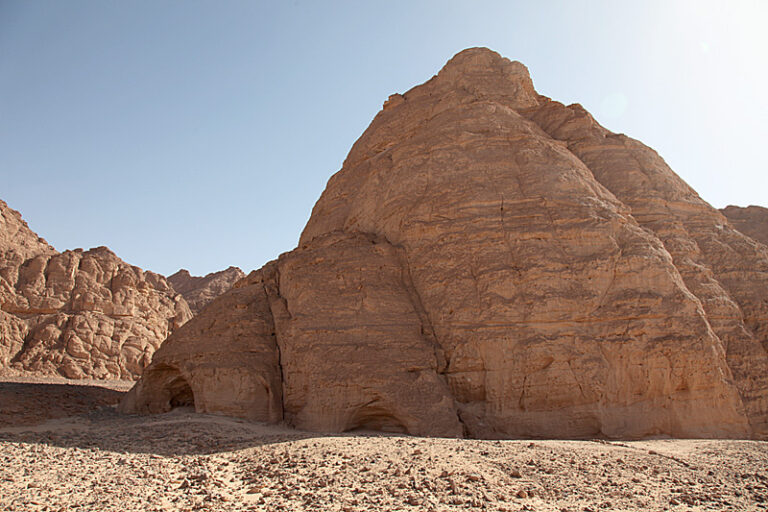 WadiSuraCaves