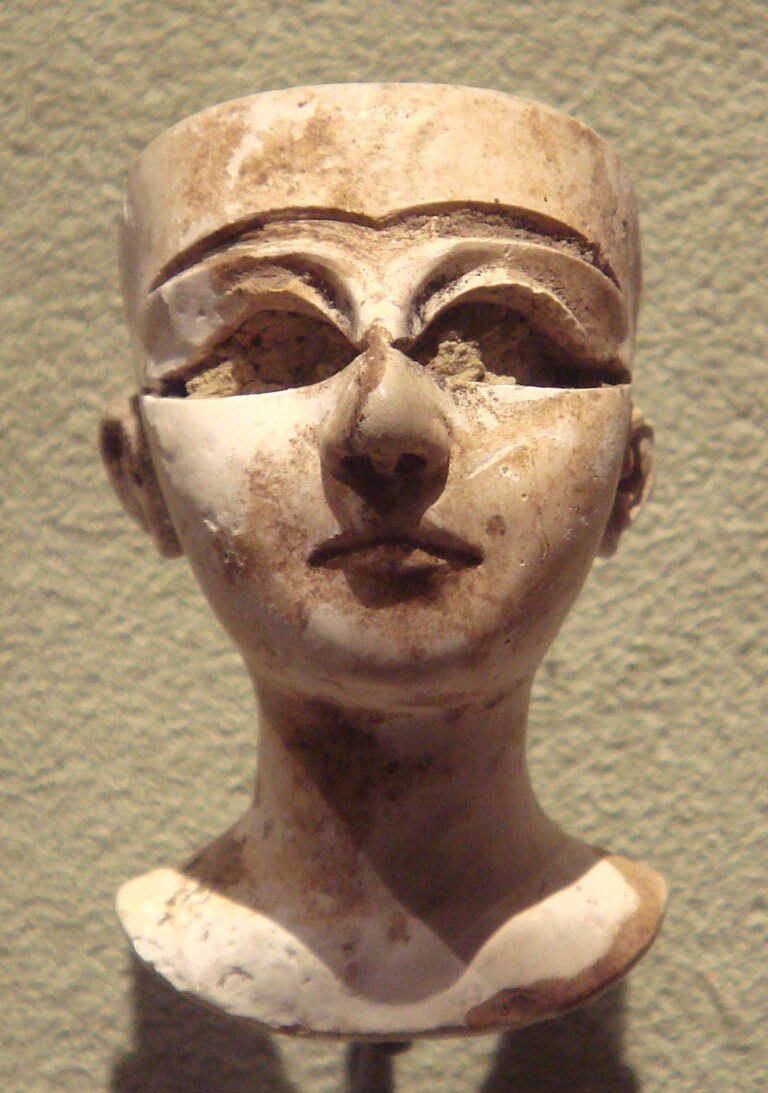 BMAC, Female head, 3rd early 2nd millennium BCE