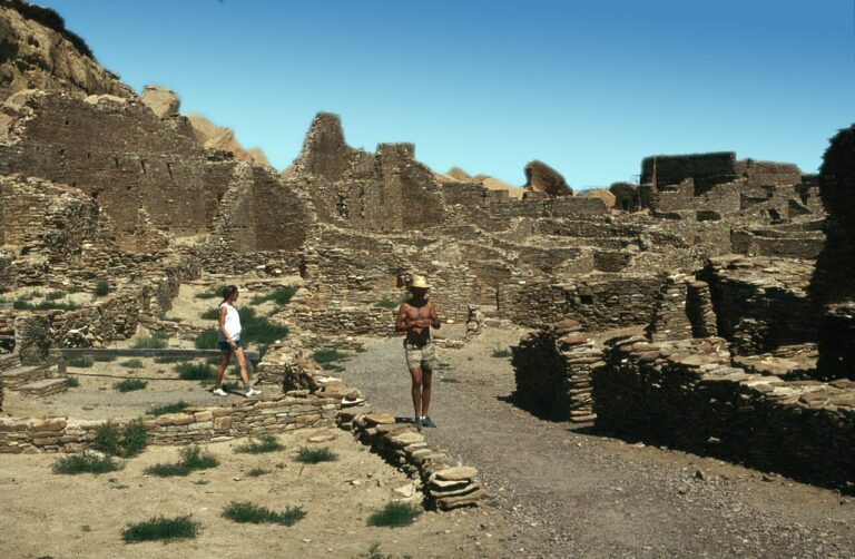 Chaco Canyon Pueblo Bonito 14 Mauern gje