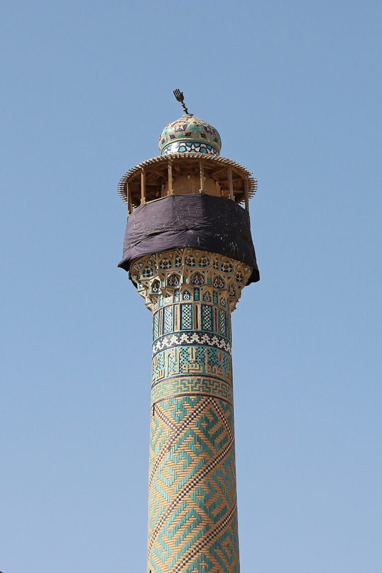 Jameh Mosque of Isfahan Minaret