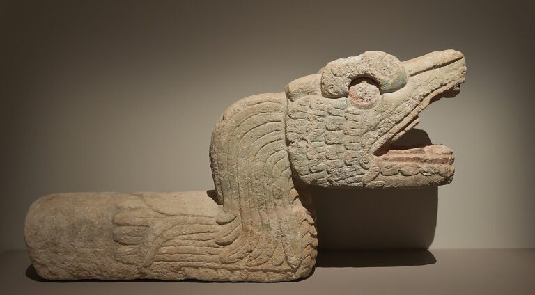 Serpent à plumes Chichen Itza