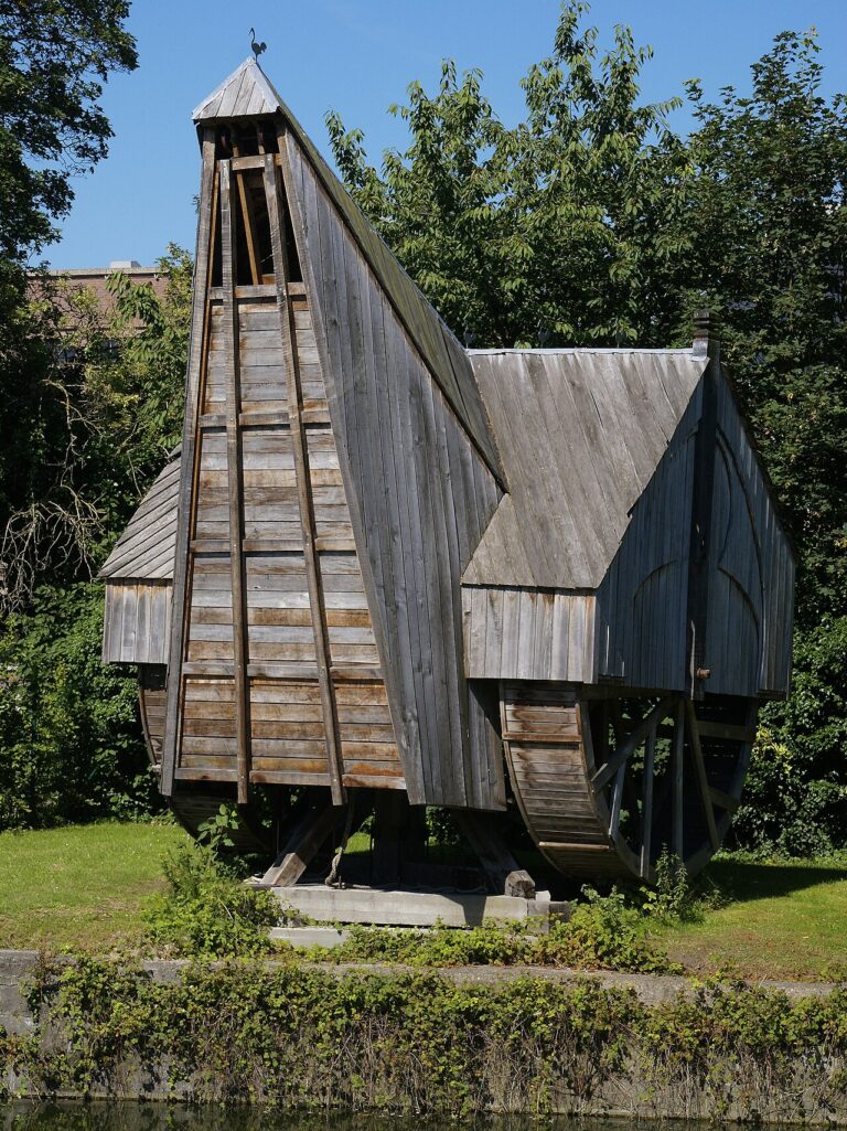 Medieval crane Brugge
