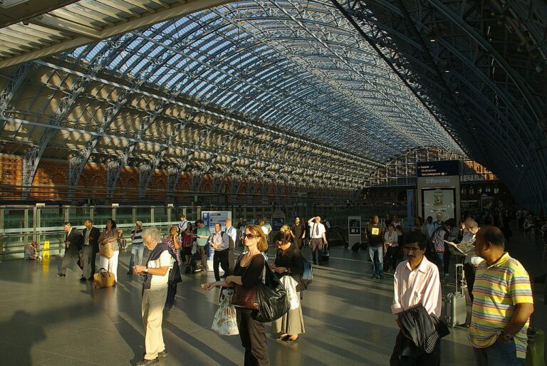 St Pancras railway station MMB