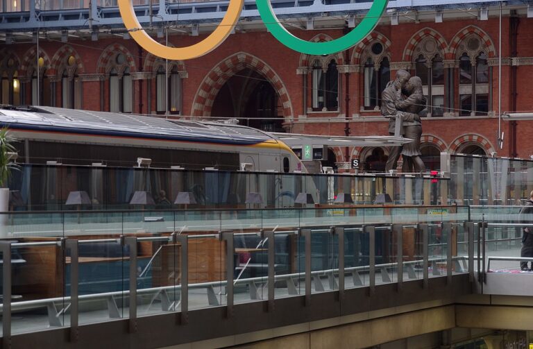 St Pancras railway station MMB C0