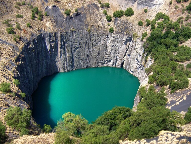 Open pit mine