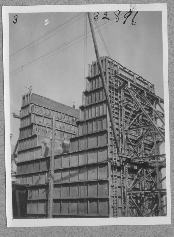 Construction of Panama Canal Lock
